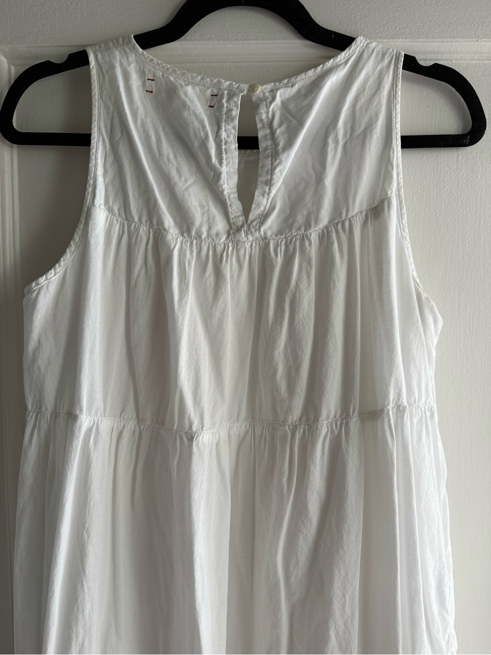XiRENA White Tiered Sleeveless Maxi Dress - Picture 4 of 4